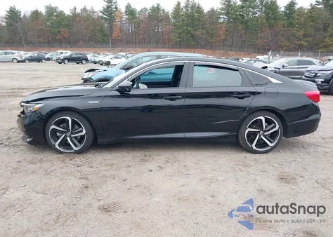 2022 Honda Accord Hybrid Sport z USA, uszkodzony, nr VIN 1HGCV3F25NA017078